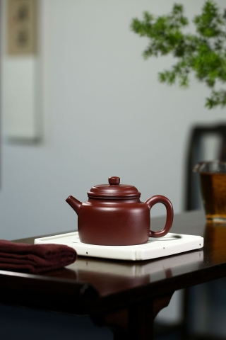 Ấm Đức Chung - Tử Chu Nê - NN Sử Đức Trung - 230ml - 7 Lỗ