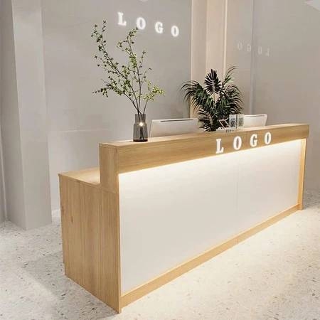 Quầy Lễ Tân