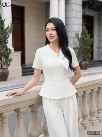 Sơ mi peplum cổ vạt UKSM2601002 ( Áo rời ko kèm toàn bộ SP + PK khác )