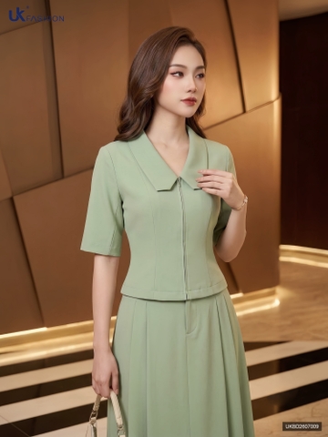 Set áo khóa trước + chân váy xếp giả moi NKBD2607009 ( Bao gồm cả áo + chân váy, không kèm các PK khác )