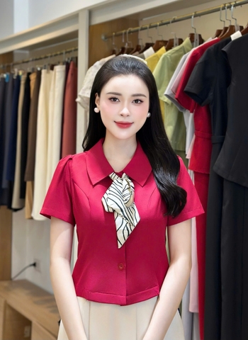 Sơ mi cổ sen ôm vừa UKSM2507024 ( Áo rời không kèm CV/QU/PK )