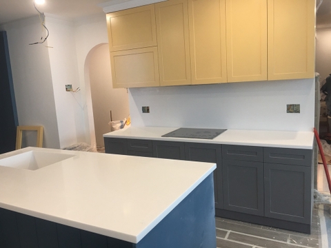 Đá nhân tạo Solid Surface P-105 Pearl White ốp mặt bếp 3