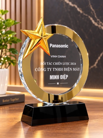 Cúp Pha Lê Gắn Kim loại