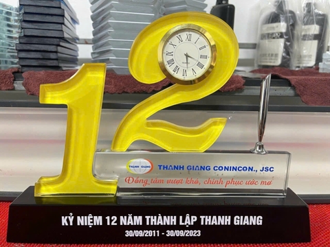 Kỷ niệm chương 12 năm