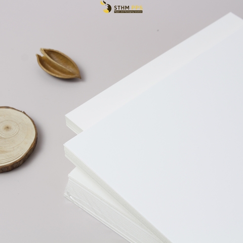 Giấy tráng phủ 1 mặt IVORY 215x320mm xấp 50 tờ