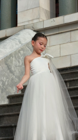 Rika Dress - Đầm lệch vai nơ tutu