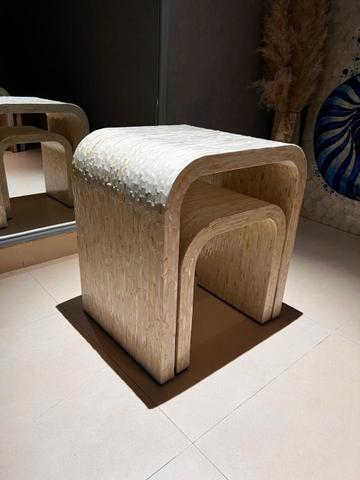 Bộ bàn ghế uốn cong Ivory