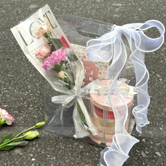 Set quà tặng 1 bánh kèm hoa (mica)