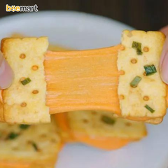 Bánh hành kẹp phô mai hộp 150g