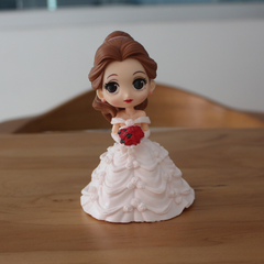 Búp bê trang trí công chúa Belle váy trắng