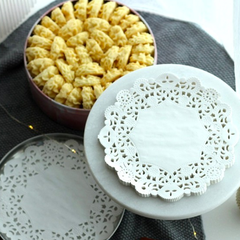 Giấy ren lót bánh tròn 8.5inch (100 tờ)