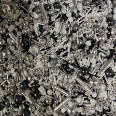 Kẹo trang trí mix hình đen trắng bạc 50g