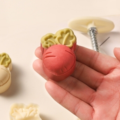 Khuôn lò xo 1 mặt hình củ cải 50g