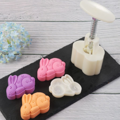 Khuôn trung thu lò xo 50g hình con thỏ