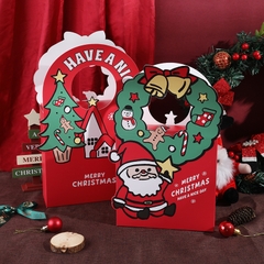 Hộp quà Noel đỏ có quai xách Vòng nguyệt quế 20x20x7cm (5c)