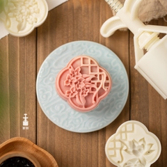 Khuôn trung thu lò xo 2 mặt họa tiết hình thoi 75g