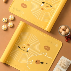 Thảm silicone nhào bột hình động vật 50x70cm