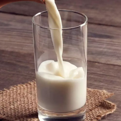 Sữa tươi không đường vinamilk hộp 180ml