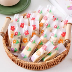 Túi đựng kẹo nougat hoa tulip sắc màu (200c)