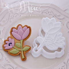 Khuôn nhấn cookies hoa tulip nhỏ 7.1*7.3cm