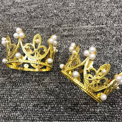 Vương miện trang trí bánh 5cm (màu vàng)