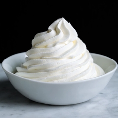 Whipping Cream President 35,1% hộp 1L