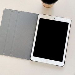 Ốp iPad Dập Nổi Logo Đầu Hươu - Hươu Xanh (N3)