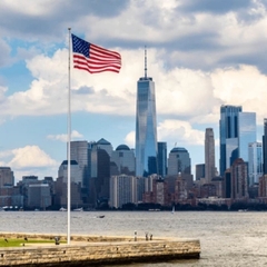 NGHÊNH XUÂN XỨ CỜ HOA: CHÚC MỪNG 2 TẤM VISA MỸ CHÍNH THỨC "CẬP BẾN"!