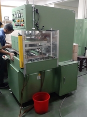 Máy Ép Bình 8Kw Japan