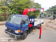 Xe Tải Cẩu Hyundai W11XL Gắn Cẩu Unic 3 Tấn 4 Đốt URV374K