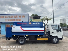 Xe Bồn Chở Xăng Dầu 5m3 (5 Khối) Có Hệ Thống Cấp Lẻ Hino 300 XZU650L