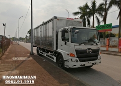 Xe thùng kín 2 cửa ngách 9 tấn Hino 500 FG8JT7A thùng dài 8.2m