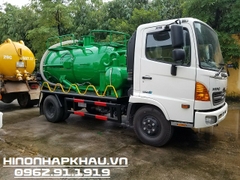 Xe hút chất thải 4 khối Hino - Xe hút bể phốt 4m3 Hino FC9JETA