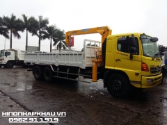 Xe tải Hino 3 chân gắn cẩu 5,5 tấn Soosan - Xe Hino 15 tấn thùng ngắn gắn cẩu 5,5 tấn Soosan SCS513