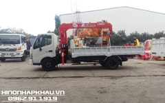 Xe Tải Hino 4,5 tấn XZU720L gác cẩu Unic 3 tấn 4 đốt/khúc URV344 - Series cẩu Unic URV340