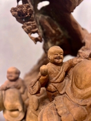 DI LẶC NGỒI TRÊN CẦU NHƯ Ý