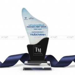 Kỉ niệm chương, biểu trưng pha lê, cúp pha lê