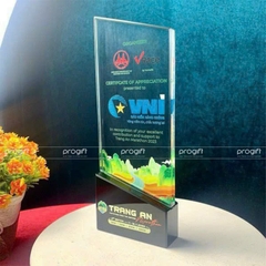 Kỉ niệm chương, biểu trưng pha lê, cúp pha lê