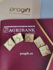 Logo huy hiệu cài áo Agribank mạ vàng 24