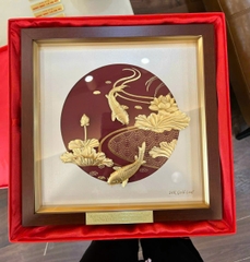 Tranh cá chép hoa sen mạ vàng 30 x 30 cm