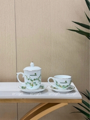 Vietcombank - Bộ tách sứ viền vàng họa tiết cổ điển sang trọng