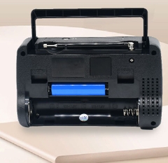 radio 4 băng tần  pin đại BJL-201