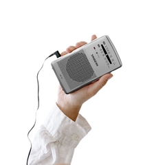 đài fm stereo bỏ túi sangean sr-35  bắt sóng khỏe 