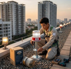 Thay Thế Đèn Báo Không Năng Lượng Mặt Trời – Hàng Có Sẵn Cho Công Trình