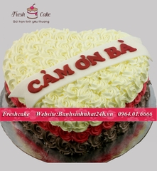 Bánh sinh nhật hoa hồng 3 màu với 4 lớp cốt bánh [MS:0664]