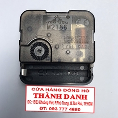 Máy đồng hồ kim giật loại thường M2188 trục 5mm kèm kim số 12 dài 9cm.