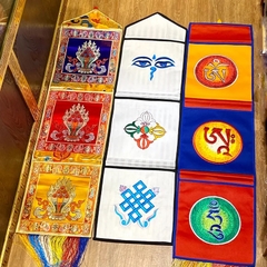 Vải treo trang trí