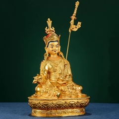 Tôn Tượng Ngài Liên Hoa Sinh