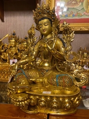 Tôn tượng ngài Tara Xanh