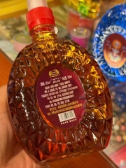Rượu cúng các vị hộ pháp